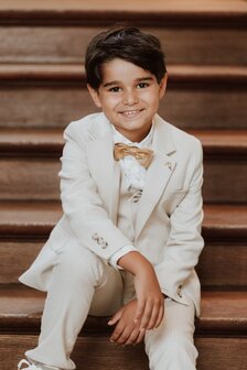 EA-13-50-A1-EA-79-F6-85-27-E5-F1-C6-6D-1F-60-2B