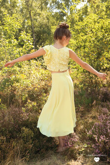 F9-74-B2-CF-03-08-79-D8-0D-91-D9-7C-E6-2B-28-35