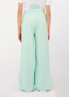 8D-37-24-FD-9E-8F-7E-DC-32-5C-DC-02-CA-AD-7B-52