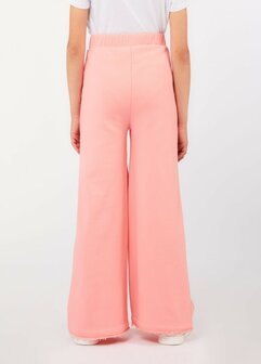 31-8B-4B-3C-18-17-95-92-E7-71-76-13-2A-0B-90-E1