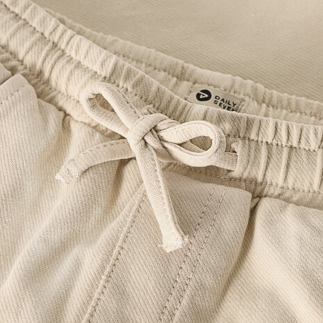 79-0D-D3-9F-7E-53-5E-94-E8-EA-00-A5-AA-03-3C-0D