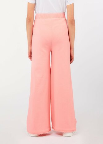 31-8B-4B-3C-18-17-95-92-E7-71-76-13-2A-0B-90-E1