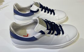 SNEAKER WIT INDIGO KAKI