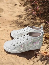 SNEAKER WIT PAILETTE