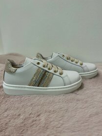 SNEAKER WIT GOUD STRASS